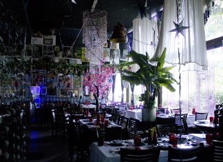 Restaurante Universal une samba e sabor em Bailinho de Carnaval