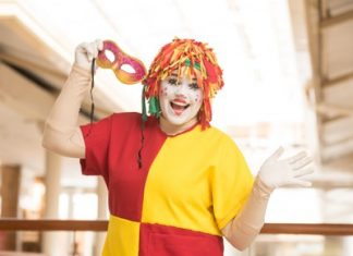 Terraço tem contação de histórias, teatrinho e Arena Dinossauros no carnaval