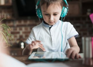 Brasileira lança aplicativo para alfabetização de crianças com autismo