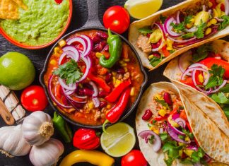 Espaço 365 promove noite mexicana