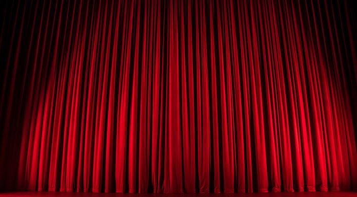 Cia. Cafundó apresenta último espetáculo da temporada de abril