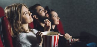 Cinema acessível e gratuito no Guará com áudio descrição!
