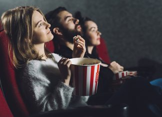 Cinema acessível e gratuito no Guará com áudio descrição!
