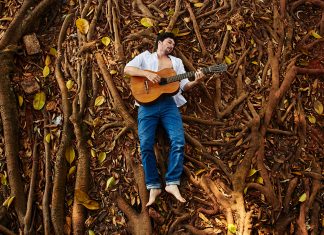 Maria Vai Casoutras, Salve Jorge e Choro Delas no Bar Brahma
