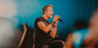 Scott Stapp apresenta hits do Creed e novo álbum em Brasília