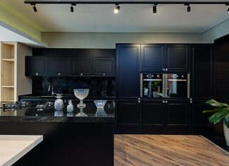 Predominância de uma cor só invade décor de cozinhas