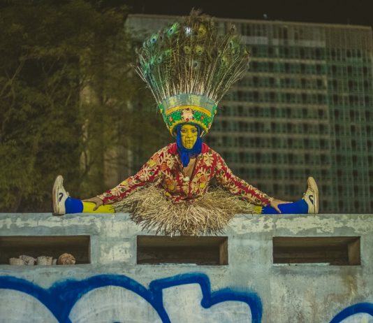 Seu Estrelo lança “Exu Monumental”