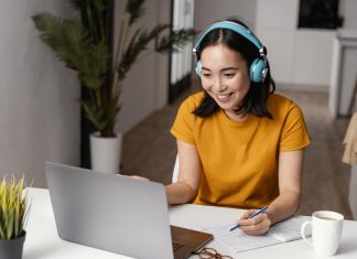 Tecnologia como motor da educação em tempos de pandemia