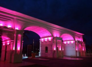 Com campanha de conscientização e pórtico iluminado, Pontão engaja-se no “Outubro Rosa”