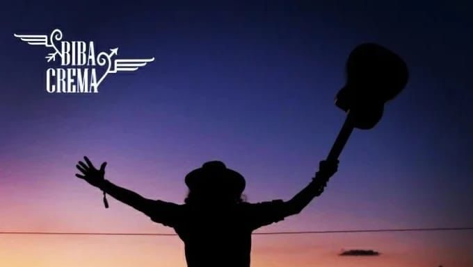 Trilogia Trópicos chega com o EP Flor Ímpar, de Biba Crema