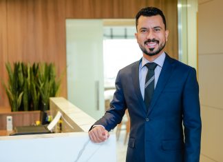 Dr. André Moreira estende serviços de sua clínica de dermatologia