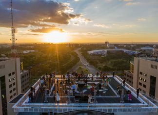Restaurante Norton celebra o aniversário de Brasília no heliponto do Meliá Brasil 21