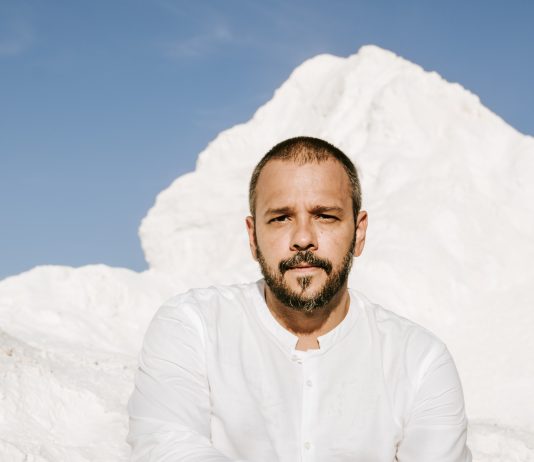 Pedro Ferreira lança seu primeiro álbum no Clube do Choro