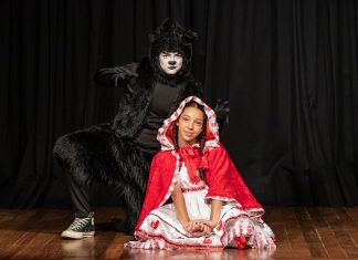 Chapeuzinho Vermelho espera a criançada no Teatro Brasília Shopping
