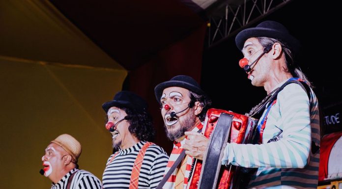 Caravana Circo Teatro Artetude leva alegria para fora do DF