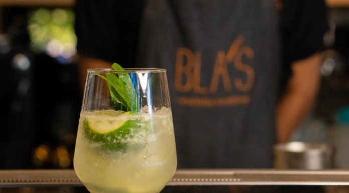 Bla’s Cozinha de Culturas recebe programação musical com ex-The Voice e artistas locais