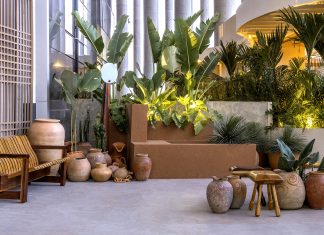 Praça celebra a natureza e o design brasileiro na CASACOR Brasília