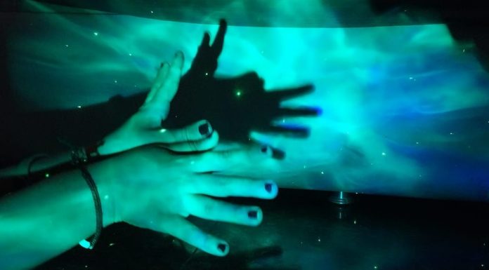 Programa Educativo do CCBB Brasília promove oficinas que exploram a luz como elemento artístico