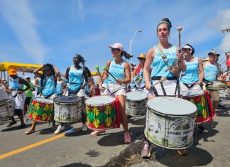 Bloco Batukenjé na Rua leva arte inclusiva para públicos de todas as idades na Vila Telebrasília
