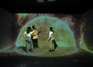 Visitas mediadas a exposições promovem imersão profunda na arte