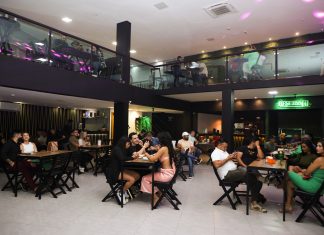 Pedro Paulo e Matheus agitam o palco do New Reserva 61