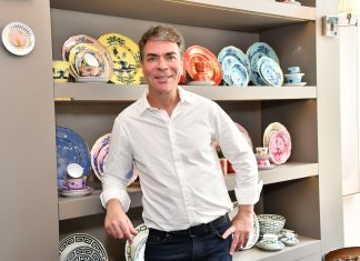 Imprensa e convidados marcam presença na abertura da Casa 6F