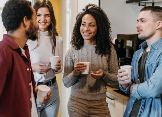 ‘Entre Vírgulas’ promove debate sobre processos eficientes e networking