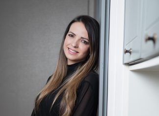 Juliana Cascaes assina o Lounge Vip do SPFW