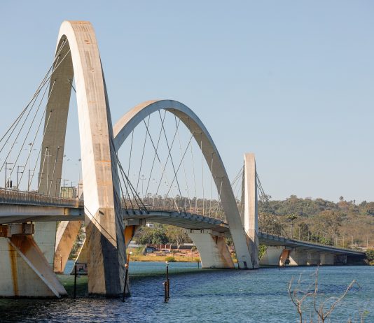 Brasília completa 65 anos: 10 curiosidades arquitetônicas