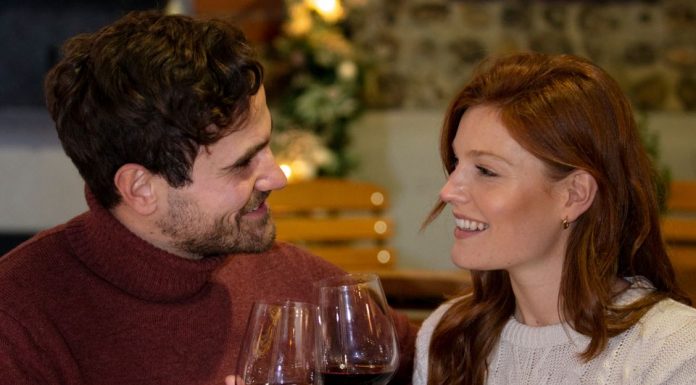 Casa de Jorge promove noite especial de fondue em comemoração ao Dia dos Namorados