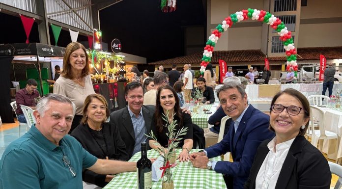 Noite Italiana une tradição e solidariedade para manter atendimento a pessoas com deficiência em Brasília