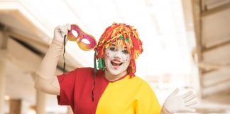 Terraço tem contação de histórias, teatrinho e Arena Dinossauros no carnaval