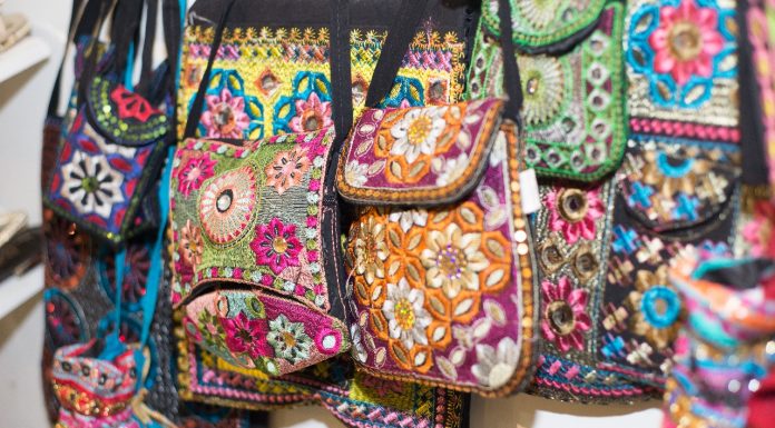 Feira internacional de artesanato reúne gastronomia, moda e decoração de sete países