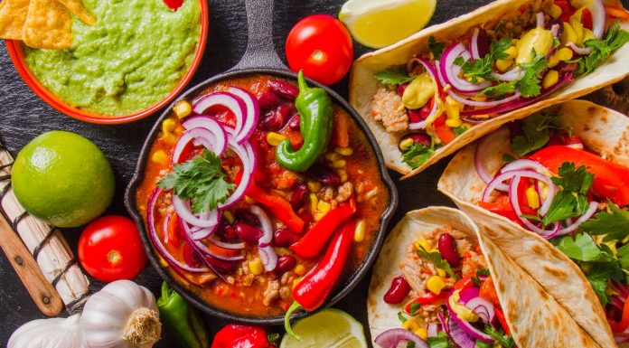 Espaço 365 promove noite mexicana