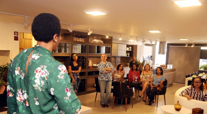 Idélli promove workshop de mesa posta e organização