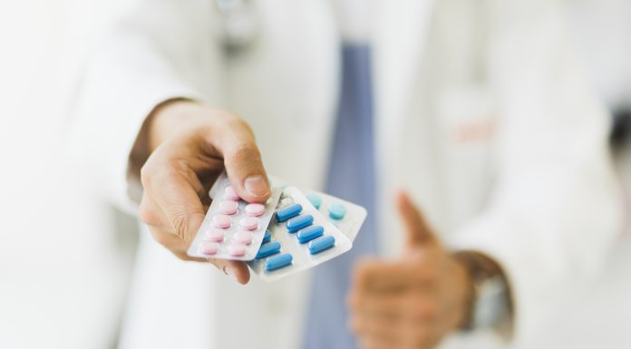 Aplicativo ajuda a economizar na compra de medicamentos