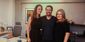 Brasília recebe loja de móveis corporativos no SIG