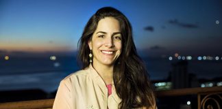 “Abraço à Sombra”, por Daniela Migliari