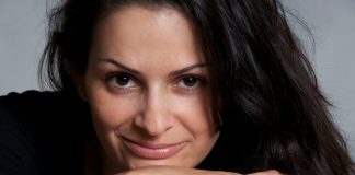 Abradi realiza palestra com autora do livro “A Cabala da Casa” no CasaPark