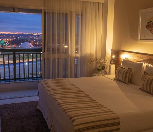 Hplus lança apartamento categoria luxo view