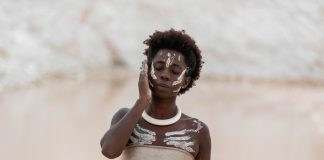 Nãnan Canta África na CAIXA Cultural Brasília
