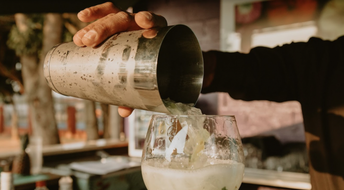 LayBack Park oferece happy hour na Orla do Lago