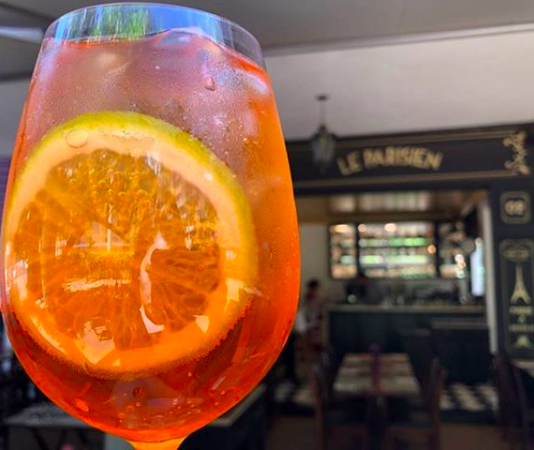 Le Parisien estende happy hour