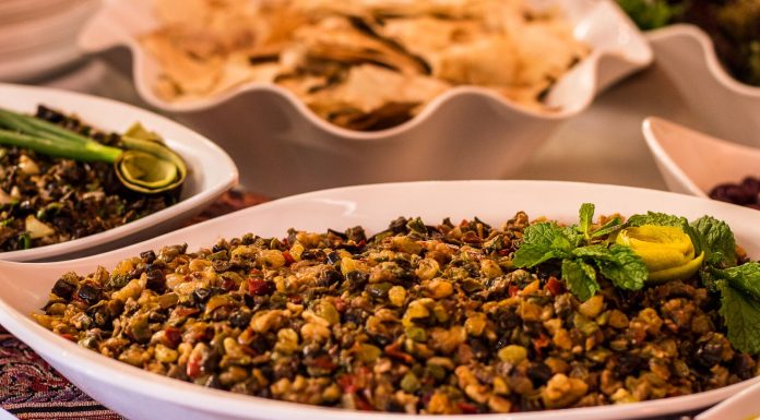 Empório Árabe promove Black Friday nesta quarta