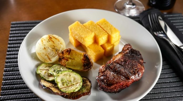 Carnaval: saiba onde comer antes de curtir a folia