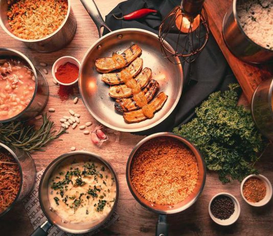 Take away: restaurantes criam alternativas para atender a clientela