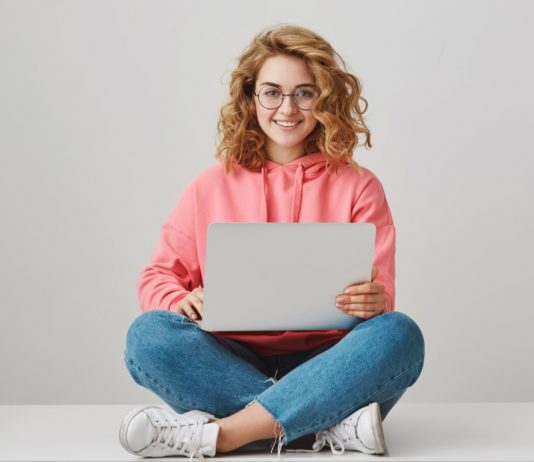 Portal oferece conteúdo gratuito para Enem e vestibular