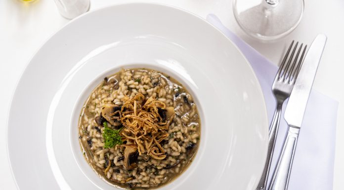 The Queen’s Place foca em menu executivo