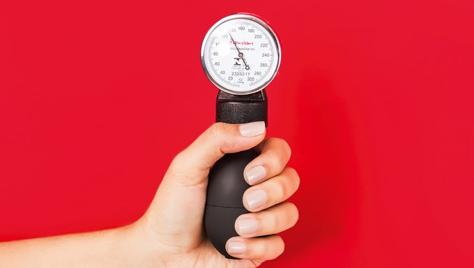 Dia Mundial da Hipertensão: médica alerta para riscos da doença