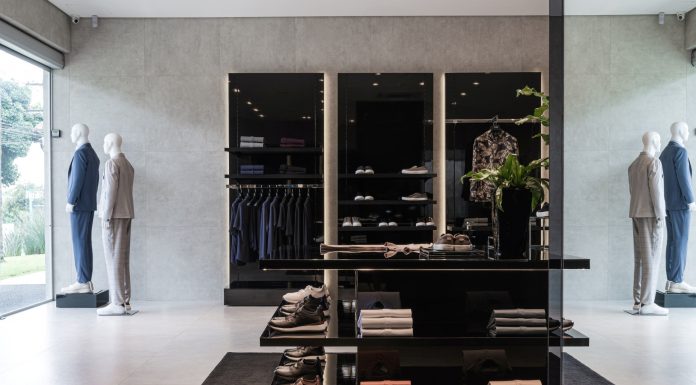 Ricardo Almeida aporta no Lago Sul em espaço de 450 m²